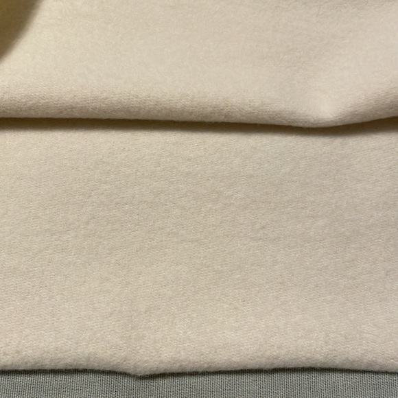 Hurley Girls Fleece Pull Over Hoodie. - Picture 8 of 10